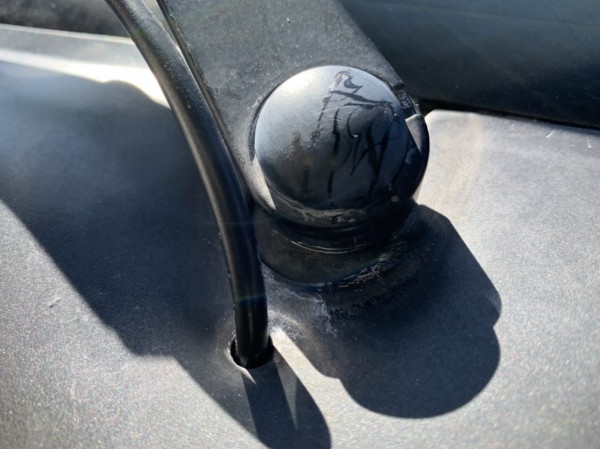 Et ça me manque pour l essui glace droit