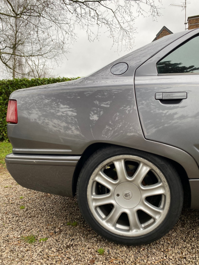 maserati coté.jpg