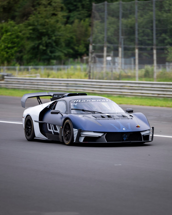 Small-26420-04-mcxtrema-delivery-monza-1.jpg