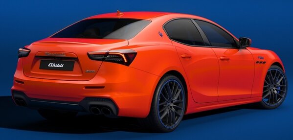 Small-20153-MaseratiGhibli-FTributoSpecialEdition (2).jpg