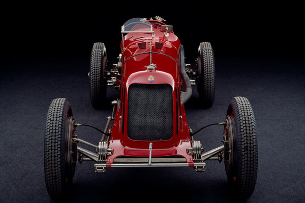 100-years-of-maserati-designboom02[1].jpg