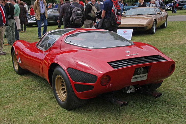 800px-Alfa_Romeo_Tipo_33_Stradale_Rear.jpg