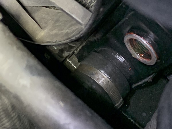 7A77E086-82B6-4792-B30C-CECA792EAF72.jpeg (1.75 Mio) Consulté 2046 fois Je n ai pas retrouvé le même, dommage je trouvais pas mal la prise étanche