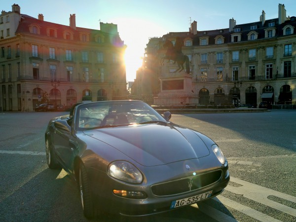 1-IMG_20200601_203255.jpg (2.39 Mio) Consulté 1925 fois La Places des victoires