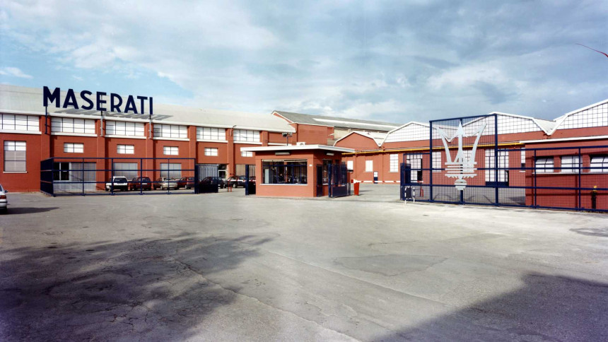 la-fabbrica-maserati-di-modena-nel-1998.jpg