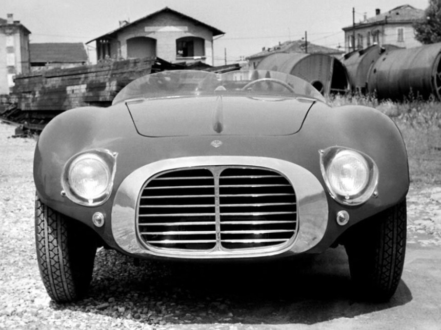 Maserati-A6GCS-Spyder-Vignale-2.jpg