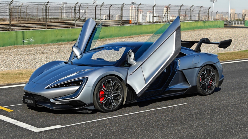 BYDs-YangWang-U9-dancing-supercar-revealed-new-specs-before-the-launch.jpg