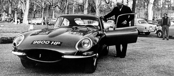 Jaguar_Stories_1961_ETYPE_Geneva_HERO_Device-Desktop_1366x600_tcm91-246549_desktop_1366x6003860.jpg